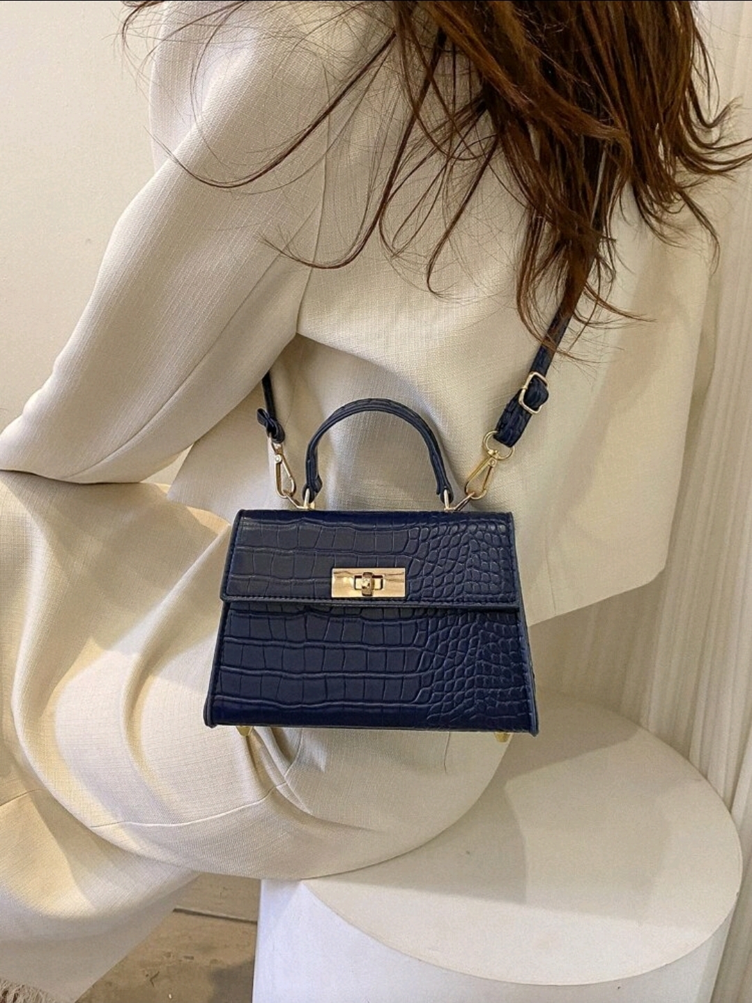 CHICKLUXE Everyday Chic